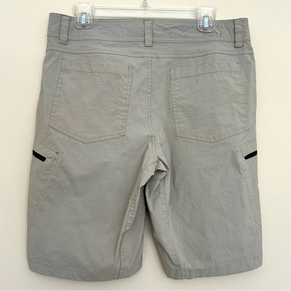 ♦️ZeroXposur Men's Tan Cargo Shorts with Black Zippers
